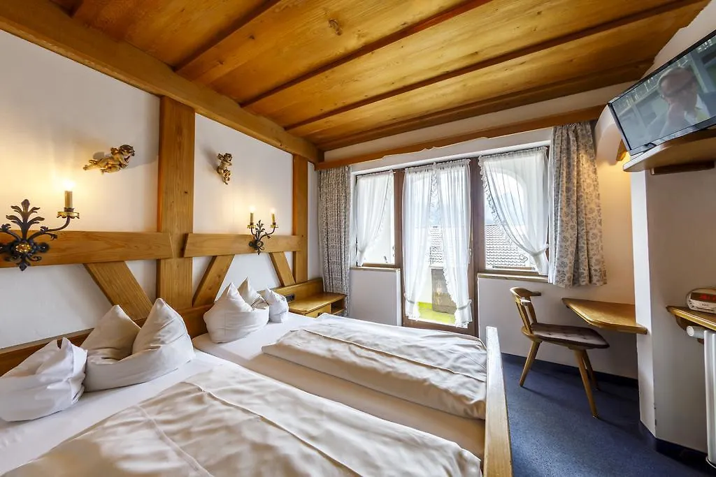Hotel & Gasthof Fraundorfer Garmisch-Partenkirchen 3*,