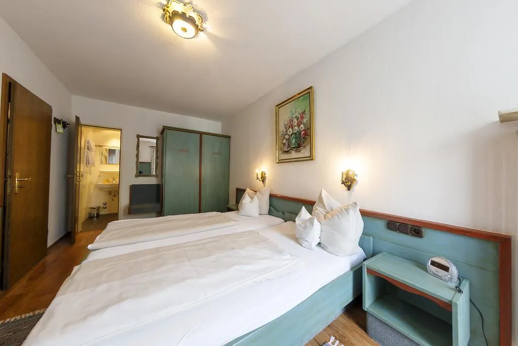 Hotel & Gasthof Fraundorfer Garmisch-Partenkirchen 3*,  Alemania