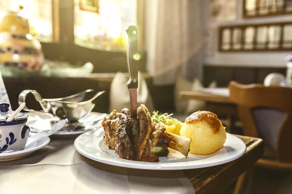 Hotel & Gasthof Fraundorfer Garmisch-Partenkirchen