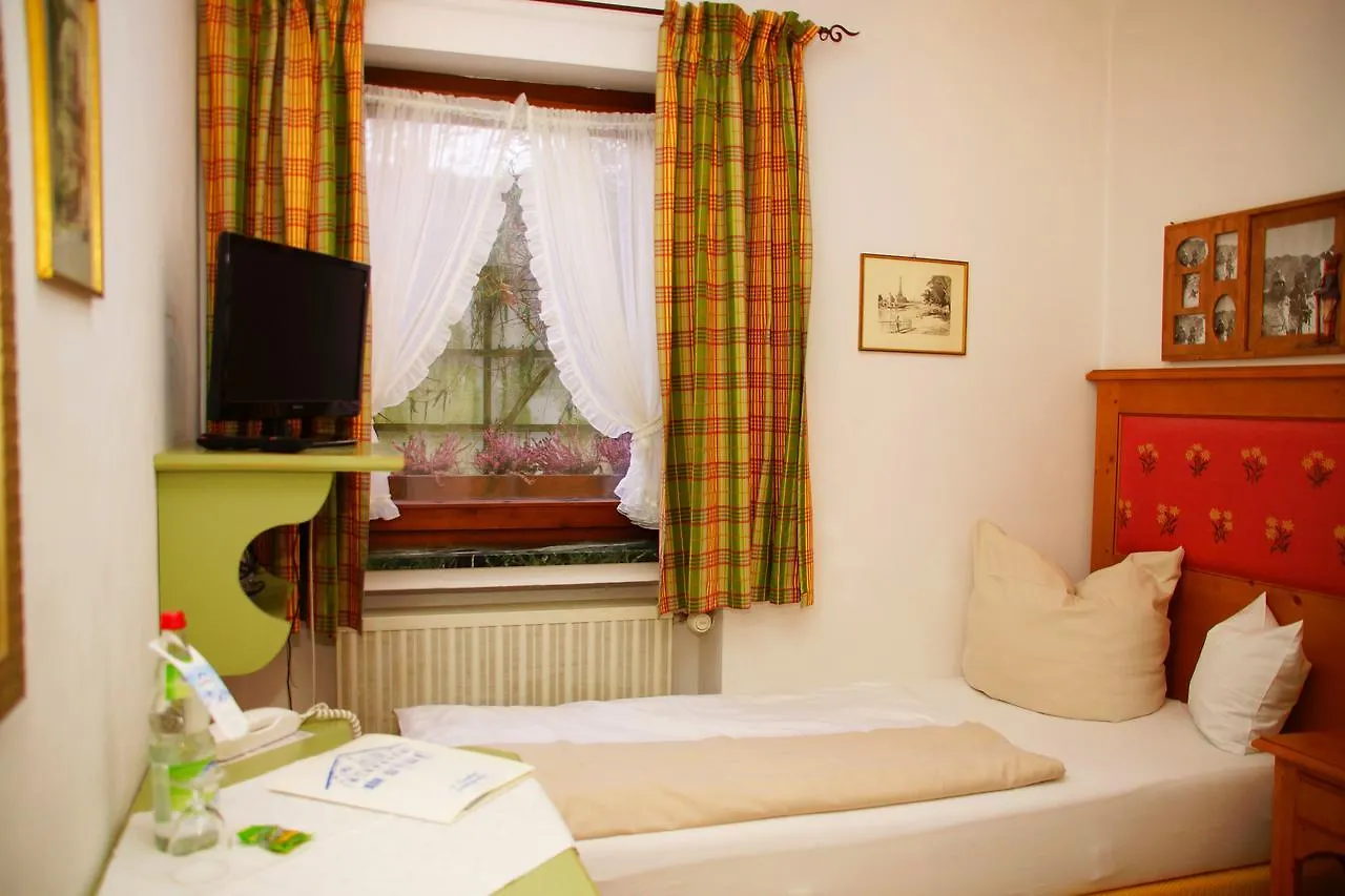 Hotel & Gasthof Fraundorfer Garmisch-Partenkirchen 3*,  Germany