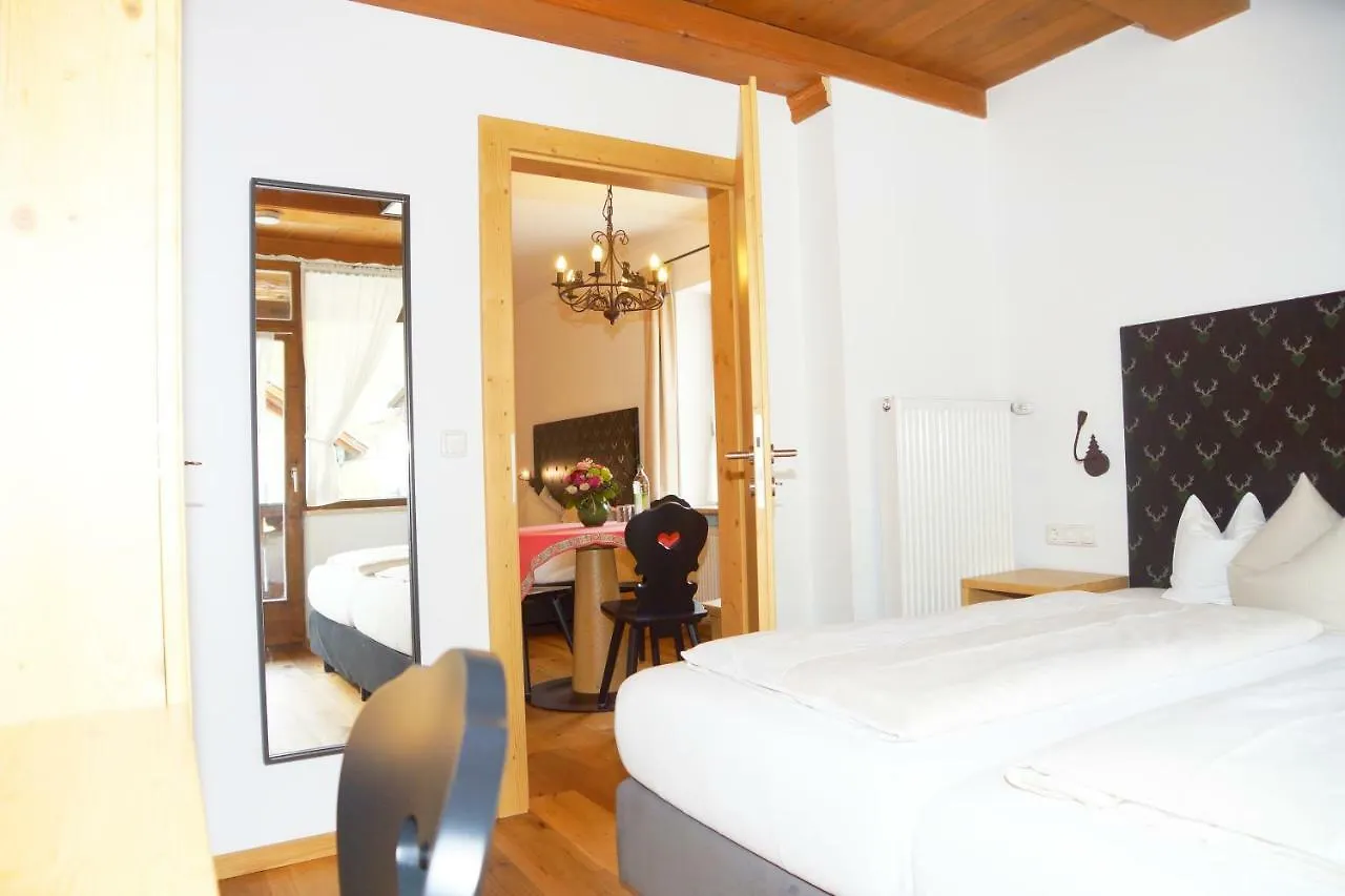 Hotel & Gasthof Fraundorfer Garmisch-Partenkirchen Guest house