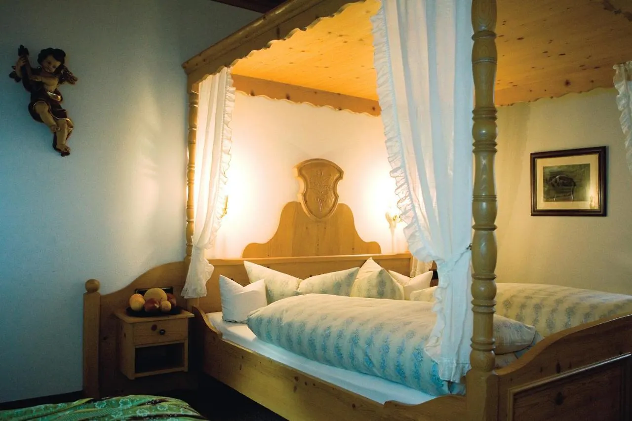 Guest house Hotel & Gasthof Fraundorfer Garmisch-Partenkirchen